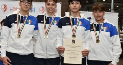 Trionfo del Circolo Schermistico Mazarese: Ai Campionati Italiani di Serie B1 la squadra di sciabola maschile è bronzo e ritorna in Serie A2